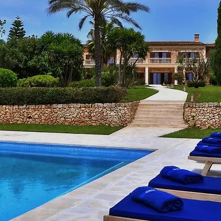 فيلة Pedale 8 Bedrooms With Pool *